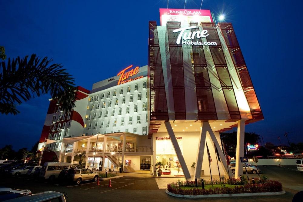 Tune - Danga Bay Johor 3* Johor Bahru