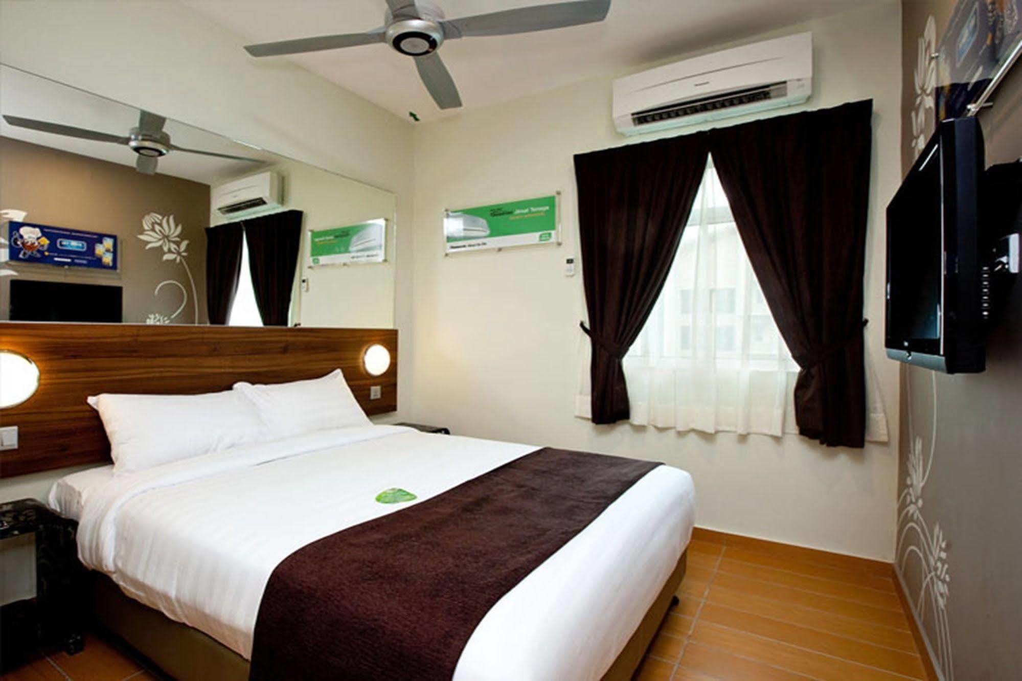 Tune - Danga Bay Johor Hotel 3*